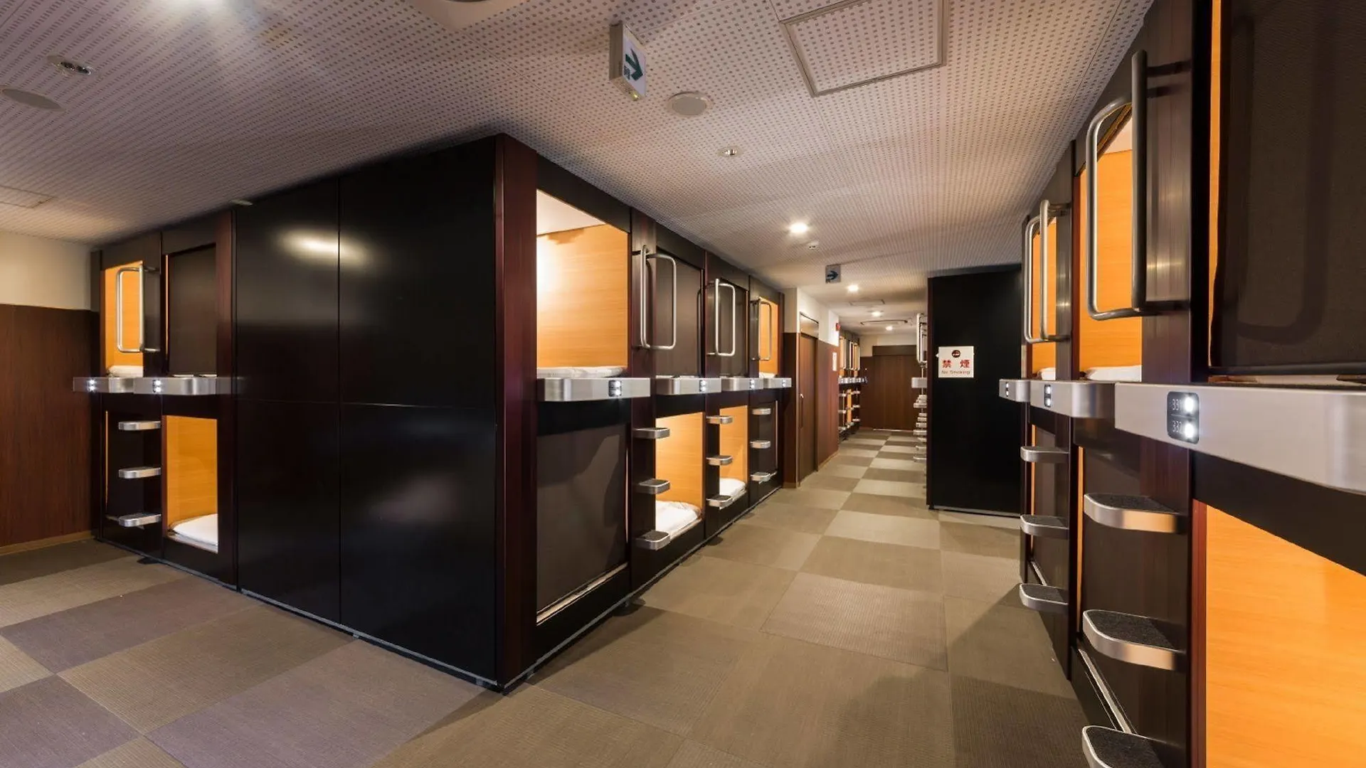 Sauna And Capsule Hotel Rumor Plaza 교토